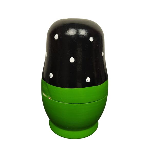 Wooden Russian Nesting Dolls Set of 5 Hand Painted Matryoshka Dolls - Picture 5 of 16